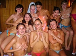 девушки моются в бане 11