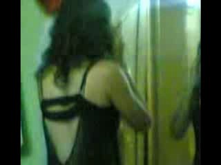 Горячий Сексуальный Индийская Девушка В Черном Платье